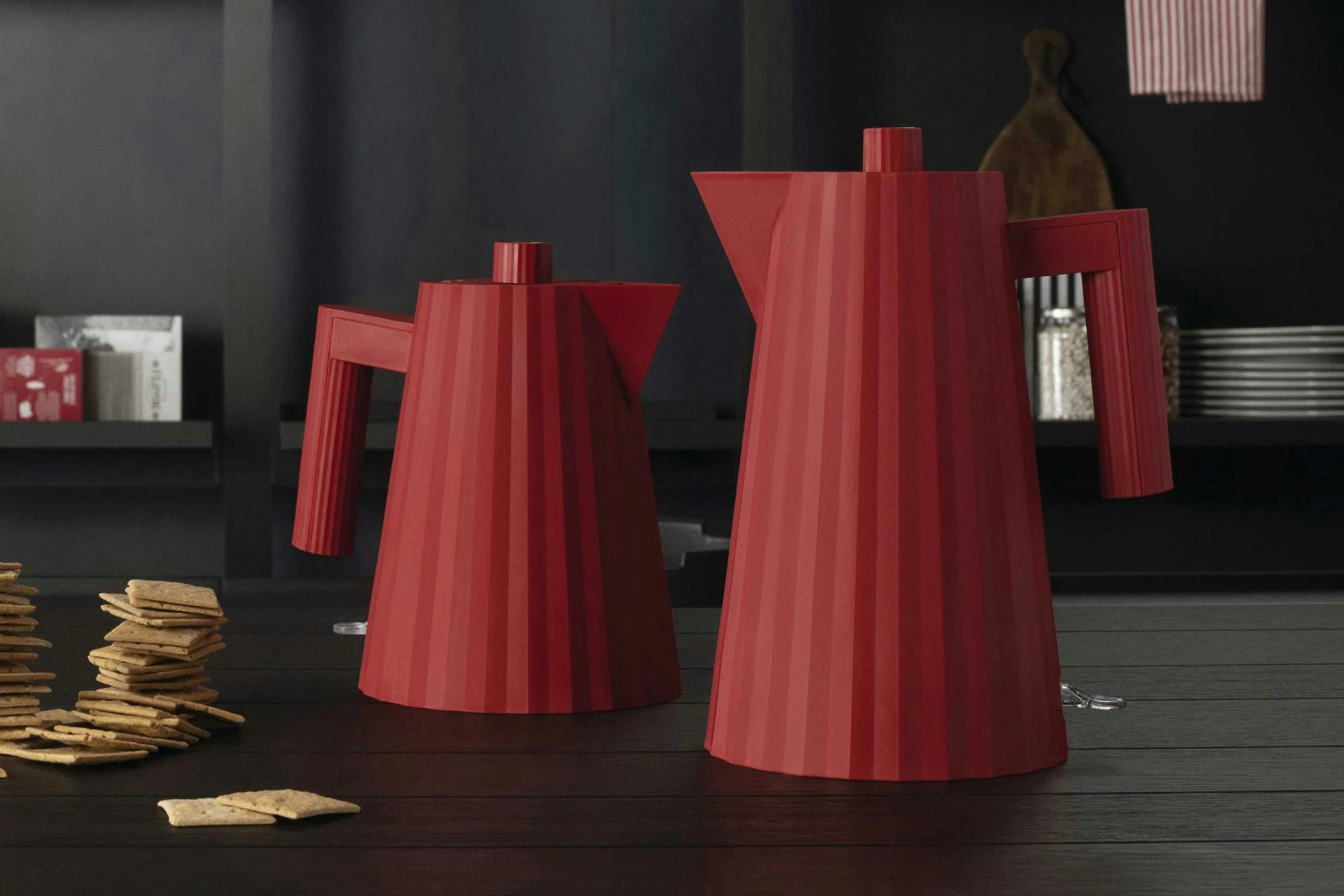 Alessi Plisse Wasserkocher 1 L, Rot 4 Alessi Plisse Wasserkocher 1 L, Rot – Bild 2