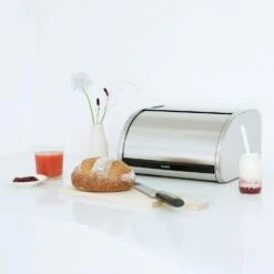 Brabantia Roll Topp Brotbox Medium, Matt Steel -Ausgewählte Küchengeschäfte brabantia roll topp brotbox small weiss 2