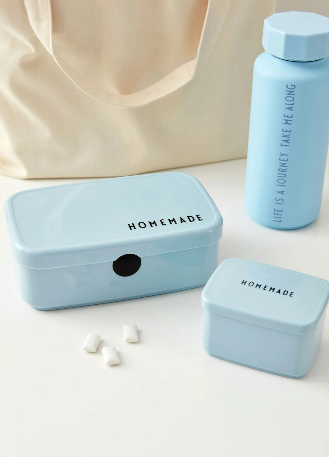 Design Letters Brotdose, Hellblau 4 Design Letters Brotdose, Hellblau – Bild 2