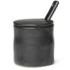 Ferm LIVING Flow Dose, Schwarz 1 Ferm LIVING Flow Dose, Schwarz -Ausgewählte Küchengeschäfte ferm living flow jar with spoon black 0