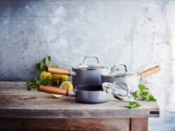 Greenpan Mayflower Kasserolle 18 Cm Dark Charcoal 6 Greenpan Mayflower Kasserolle 18 Cm Dark Charcoal -Ausgewählte Küchengeschäfte greenpan mayflower pro saucepan m lid 18 cm 1