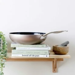 Greenpan Royal Bronze Wok 28 Cm Wok-Pfanne Bronzefarben -Ausgewählte Küchengeschäfte greenpan royal bronze wok 28 cm 2