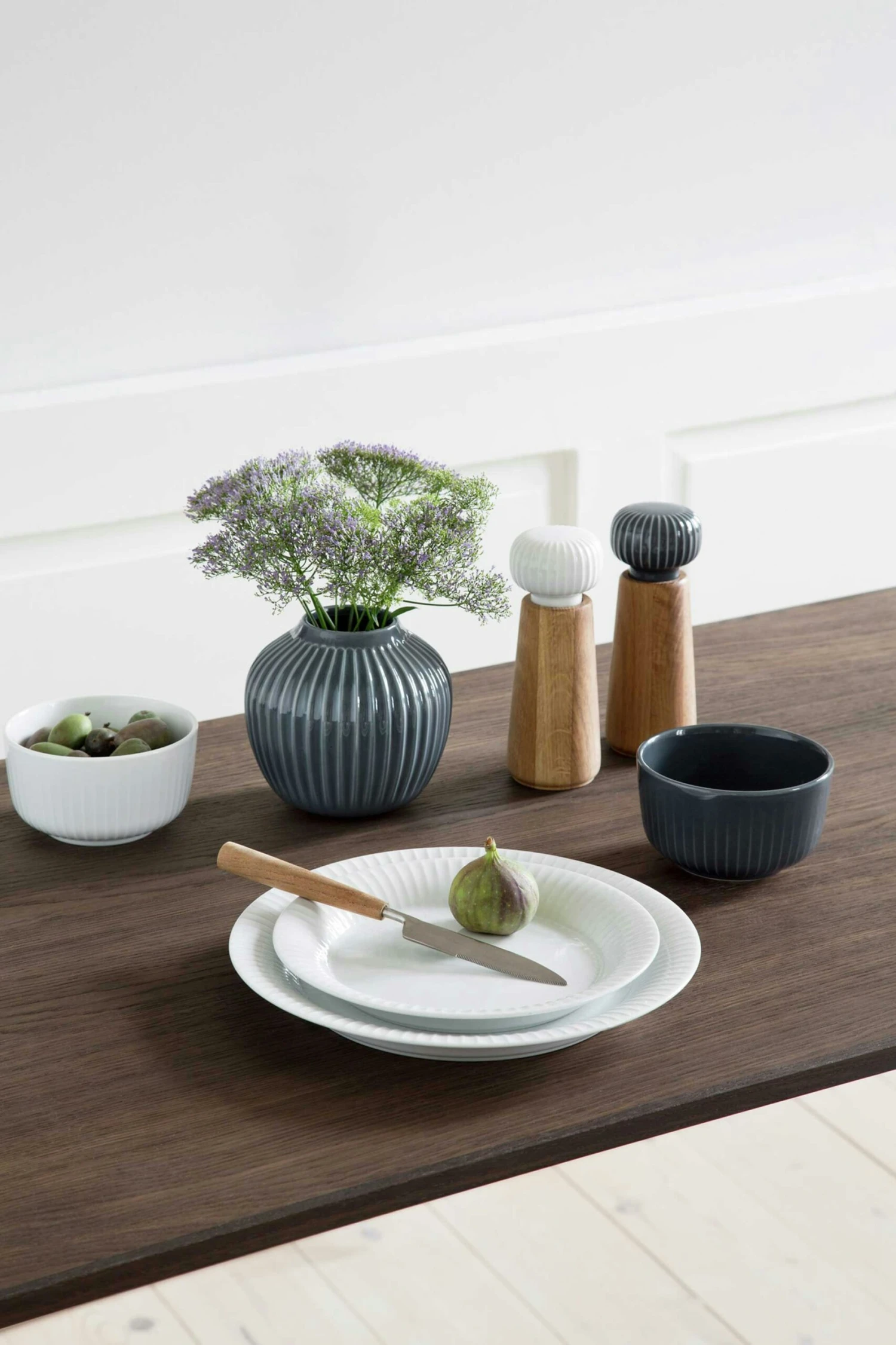 Kähler Hammershøi Kräutermühle Large, Weiß 7 Kähler Hammershøi Kräutermühle Large, Weiß – Bild 5