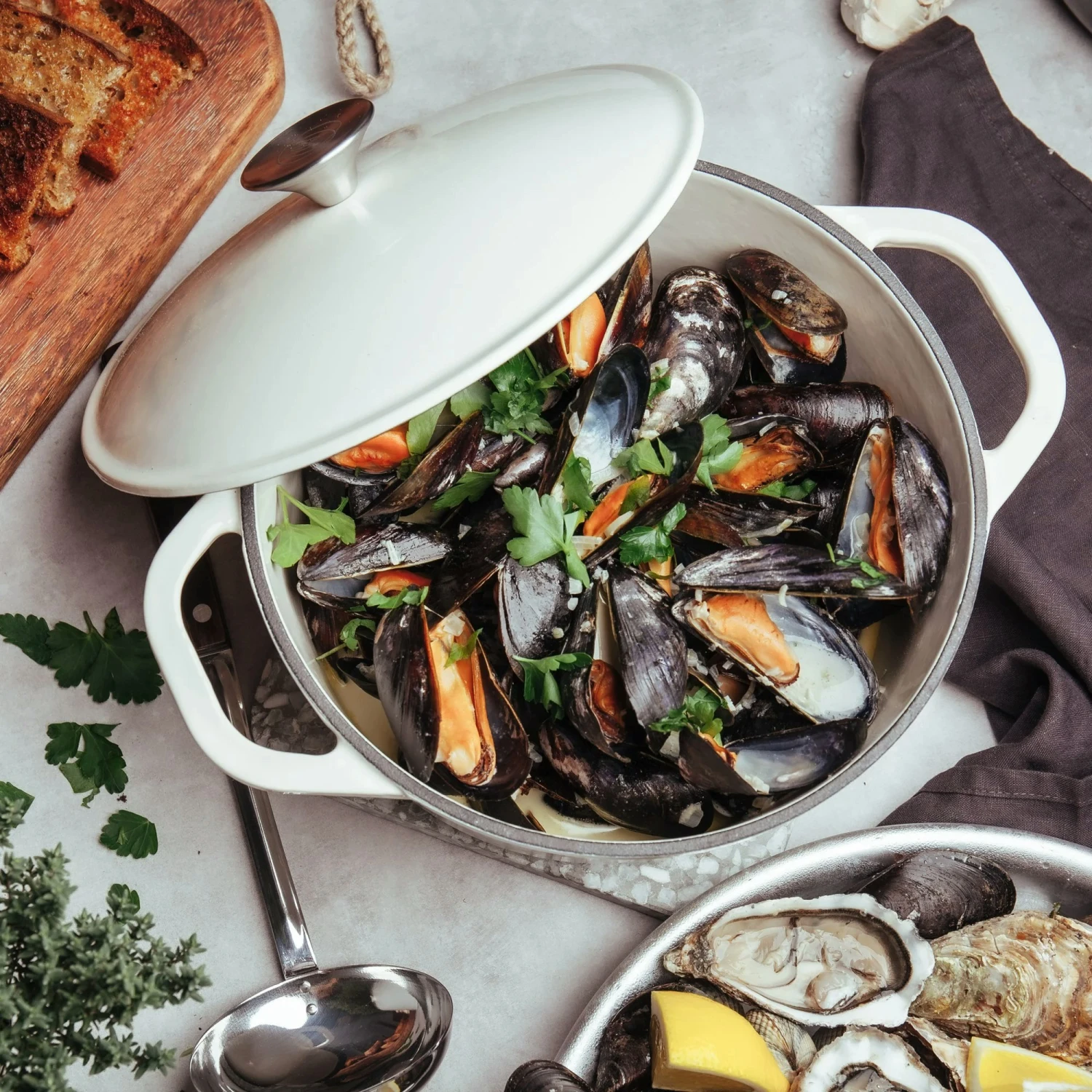 Gusseisentopf, Creme 7 Gusseisentopf, Creme – Bild 5