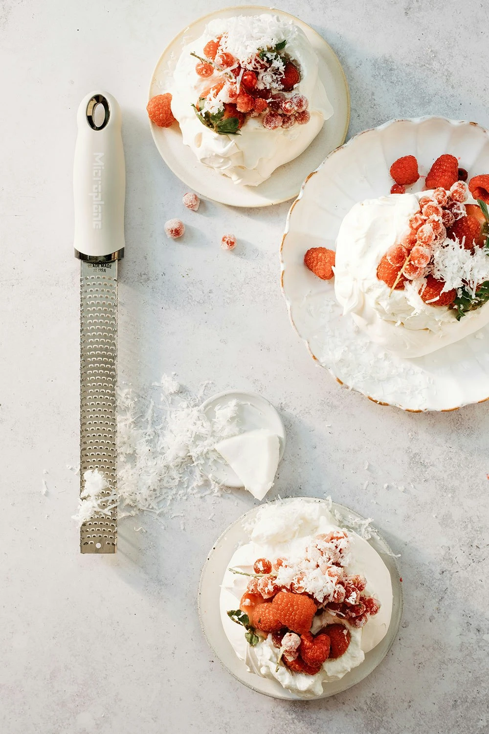 Microplane Premium Classic Zestenreißer, Beige 4 Microplane Premium Classic Zestenreißer, Beige – Bild 2