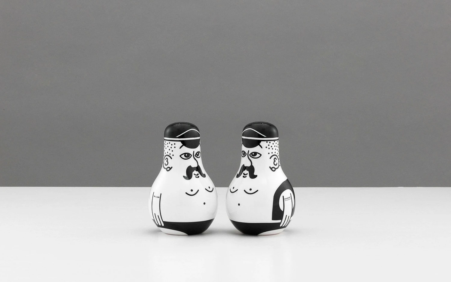 Normann Copenhagen Friends Salz & Pfeffer-set 6 Normann Copenhagen Friends Salz & Pfeffer-set – Bild 4