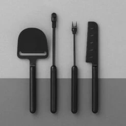 Normann Copenhagen Pebble Käsemesser, Schwarz 8 Normann Copenhagen Pebble Käsemesser, Schwarz -Ausgewählte Küchengeschäfte normann copenhagen pebble kasemesser schwarz 6