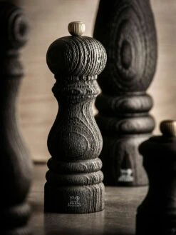 Peugeot Paris Nature Dark Salzmühle, 18 Cm -Ausgewählte Küchengeschäfte peugeot paris nature black moulin sel nature black 12 cm 2