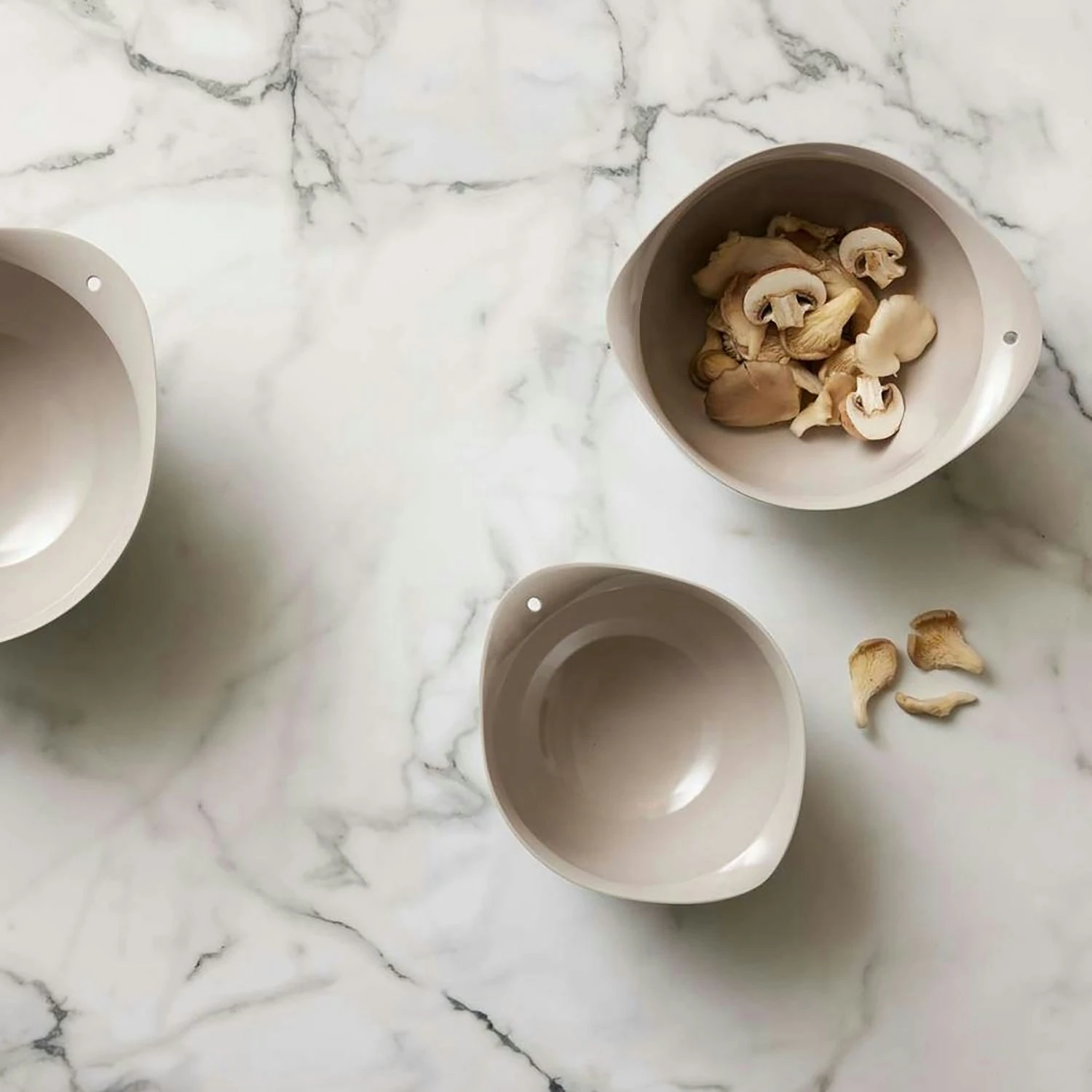 Rosti Bowl Victoria 4 Liters Humus 4 Rosti Bowl Victoria 4 Liters Humus – Bild 2