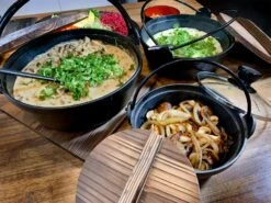 Satake Nabe Gusseisentopf, 1,8 L 12 Satake Nabe Gusseisentopf, 1,8 L -Ausgewählte Küchengeschäfte satake nabe gusseisentopf 7