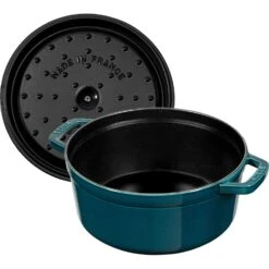 Staub Kokotte Rund 28 Cm 6,7 L, Benzinblau 10 Staub Kokotte Rund 28 Cm 6,7 L, Benzinblau -Ausgewählte Küchengeschäfte staub la mer rund gryta 24 cm petroleum bla 38 l 13