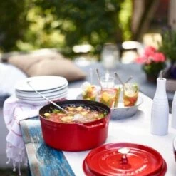 Staub Runde Kochtopf Aus Gusseisen 8,35 L, Kirsche -Ausgewählte Küchengeschäfte staub runde kochtopf aus gusseisen 835 l schwarz 6