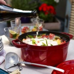 Staub Runde Kochtopf Aus Gusseisen 8,35 L, Kirsche -Ausgewählte Küchengeschäfte staub runde kochtopf aus gusseisen 835 l schwarz 8