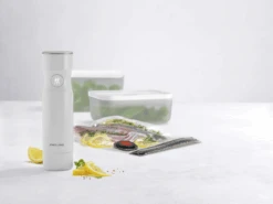 Zwilling Fresh & Save Starter-Kit Mit Vakuumpumpe / Taschen / Behälter Aus Plastik, 7 Teile 11 Zwilling Fresh & Save Starter-Kit Mit Vakuumpumpe / Taschen / Behälter Aus Plastik, 7 Teile -Ausgewählte Küchengeschäfte zwilling fresh save starter kit mit vakuumpumpe taschen behalter aus plastik 7 teile 4